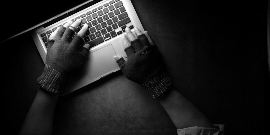 Cyberprzemoc – agresja elektroniczna i jej konsekwencje